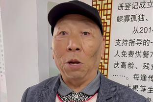 看望患病儿童并赠送圣诞礼物！劳塔罗：我希望为孩子们带来微笑